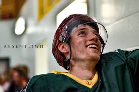 Aaron Grimaldo (@AbsentlightRaw)