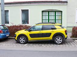 Parken vor einfahrten kann teuer werden. Parken Vor Eigener Einfahrt Oamtc