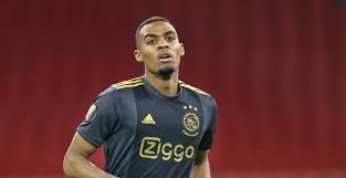 Download the grass, nature png on freepngimg for free. Gravenberch En Gosens In Beeld Bij Juve Vraagprijs Ajax Schrikt Italianen Af Voetbalprimeur Nl