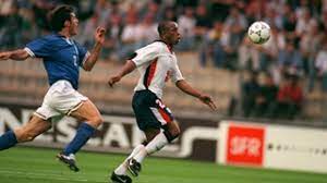 England secure qualification for the 1998 world cup with a battling goalless draw in rome against italy in october 1997. England Beat Italy 2 0 In Le Tournoi De France