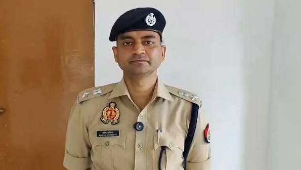 प्रयागराज में ट्रिपल मर्डर से सनसनी, एक घर से मिले तीन शव