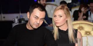 He shared a simple version of karabiberim with his listeners during an ordinary radio broadcast. Serdar Ortac And Chloe Loughnan Famousfix Com