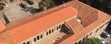 Antike und mittelalterliche überreste in der altstadt kaleiçi, die könig attalos ii. Libanon Bei Explosion In Beirut Beschadigte Kirche Offnet Wieder Kirche In Not