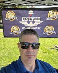 Darren Saylor's Instagram, Twitter & Facebook