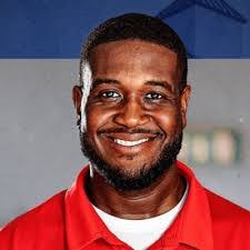 Sam Mccormick's Instagram, Twitter & Facebook