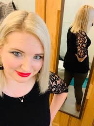 Hello St.Charles! My name is Taylor. I am the co owner of 2B Beauty Co. If  you're searching for a fun activity for tomorrow, I am pleased to announce  St.Charles is having