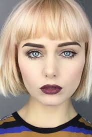 Les résultats seront certainement satisfaisants. Carre Lisse Tres Court Frange Droite Coupe Carre 2021 Les Coupes Pour Avoir La Tete Au Carre