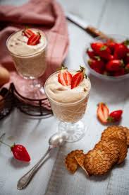 Mousse A La Fraise Et Sucre De Fleur De Coco Recette Mousse Fraise Sucre De Coco Recettes De Mousse