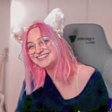 If tommy adopted a child dream smp gacha club cheyenne playz. Nihachu In 2021 Pink Hair Reference Photos For Artists Dream Hair