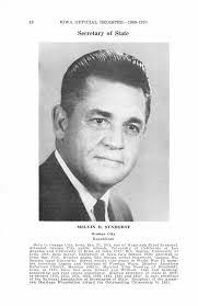 Fay Bloomfield's Instagram, Twitter & Facebook