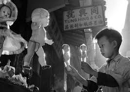 Award Wining Photographer Fan Ho Has Won 280 Awards From International Exhibitions And Competitions Worldwide Since 1956 H Fan Ho Hong Kong Street Photography