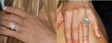 Engagement Ring Face Off Brad Pitt Vs Justin Theroux Who Picked The Better Ring For Jennifer Aniston Rings Cool Jennifer Aniston Rings