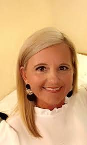 Paula Mclendon's Instagram, Twitter & Facebook