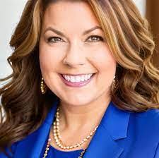 Waynette Goode's Instagram, Twitter & Facebook