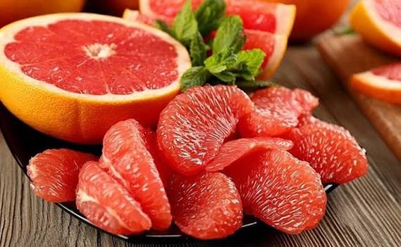 BƯỞI VÀ NHỮNG LƯU Ý CẦN BIẾT KHI BỔ SUNG VÀO THỰC ĐƠN CỦA NGƯỜI BỆNH UNG THƯ