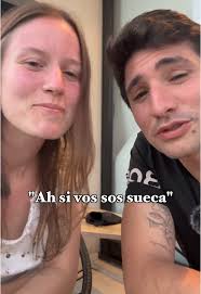 El Rey de Francia y la Sueca: La Historia de Salchicha