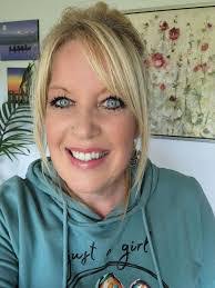 Jessie Funk's Instagram, Twitter & Facebook