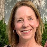 Rose Valdes's Instagram, Twitter & Facebook