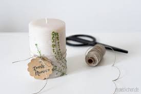 #muttertag #blumenschenkenfreude #muttertagsgeschenk #blumenschenken #blumen. Muttertagsgeschenk Basteln Kerze Mit Getrockneten Blumen Verzieren Dreieckchen