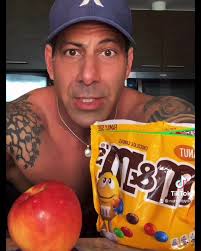 Click here: https://bit.ly/3O75MMN to check out the variety of Ice Shaker  bottles. You will love them! . . #nutrifitbyari #fitness #workout  #shakerbottles #iceshaker #iceshakerbottle #crossfit #crossfitgames  #crossfitcommunity #proteinshake