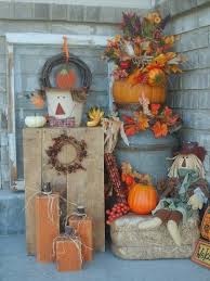 From diy fall porch signs to fall porch planters, there are plenty of easy fall decor ideas for the porch to choose from. 85 Pretty Autumn Porch Decor Ideas Digsdigs