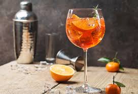 Spritz, l'aperitivo alcolico è leggenda - www.stile.it