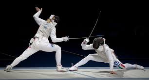 Ducking And Diving In 2020 Fencing Sport Sport Photography Poses