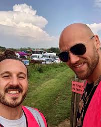 Hello @everyone Photo dump. I have not been as consistent with my social  media as I was when I began #smilewithkyle , however, I have been greatly  consistent with myself and the