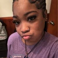 Brianna Graves's Instagram, Twitter & Facebook