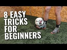 Learning how to juggle a soccer ball is a great way to impress your soccer buddies, gain better balance, and control the ball during a game. 8 Easy Beginner Juggling Freestyle Soccer Tricks Tutorial Learn Football Tricks For Beginners Kids