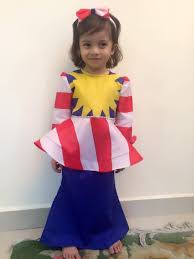 Baju merdeka kanak kanak 2020 tanamkan semangat cintakan negara theasianparent malaysia. Baju Merdeka Size 3y Babies Kids Girls Apparel 1 To 3 Years On Carousell