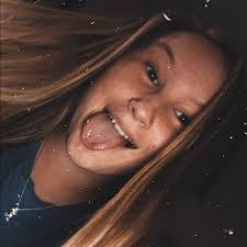 Gracie Womack's Instagram, Twitter & Facebook