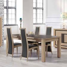 There is a wide range of designs of glass top dining tables in almost every price range. Table Salle A Manger Contemporaine Chene Massif Et Ceramique