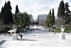 Για την απαγόρευση κυκλοφορίας, ωστόσο, υπάρχουν διαφοροποιήσεις, που βασίζονται στα δυο νέα χρώματα του χάρτη επικινδυνότητας, το κόκκινο και το πορτοκαλί. Lockdown Erxetai Paratash Sthn Attikh Skepseis Gia Apagoreysh Kykloforias Apo Tis 6 Tis Ka8hmerines