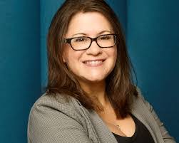 Lori Johnson's Instagram, Twitter & Facebook