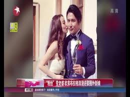 男星 歐弟 （ 歐漢聲 ）2014年與大陸重慶美女鄭云燦結婚，婚後育有2女，4日突然無預警宣布已離婚，他在聲明中稱「「經過了6年多的磨合和溝通，兩人還是沒辦法找到更好的相處之道」，引發兩岸網友熱議! çœ‹çœ‹æ˜Ÿé—» ç²‰ä¸ å˜è€å©†æ¬§å¼Ÿå¸ƒæ‹‰æ ¼æµªæ¼«è¿Žå¨¶åœˆå¤–æ–°å¨˜kankan News Smgæ–°é—»è¶…æ¸…ç‰ˆ Youtube
