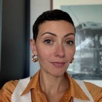 Deborah Blandin's Instagram, Twitter & Facebook