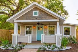 304 14th St N Saint Petersburg Fl 33705 Estate Homes Curb Appeal St Petersburg