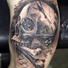 Tattoo De Vtattoo Aldaya Spain Ver Mas En Www Letstatto Es Skull Clock Watch Bone Terror Horror Tattooa In 2020 Tattoos Skull Tattoo Design Tattoo Videos
