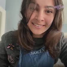 Molly Hersh's Instagram, Twitter & Facebook