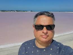 Is it a good idea to put in 50k in VOO or in HYSA?