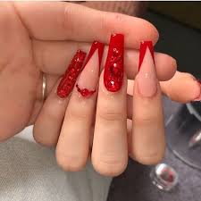 This design idea features nails that have decorated with hearts. Cute Red And White Nail Art That Are Perfect For Valentine Inspired Beauty