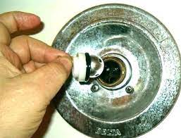Dripping Delta Shower Faucet Fix Dripping Delta Faucet Lapulpa Co How To Fix A Leaking Delta Monitor Tub Shower Faucet Tut Shower Faucet Faucet Faucet Repair
