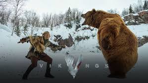 Bjorn Iron Side Vs Wild Bear Vikings Vikings Season 4 Vikings Ragnar Vikings Season
