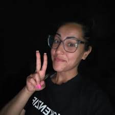 apagón y nosotros como siempre reunidos con risas, cerveza en mano, juntos  #amigos #familia y #vecinos charlando sin importar la hora que era y sin  pensar en el mañana. ¿No pensáis que