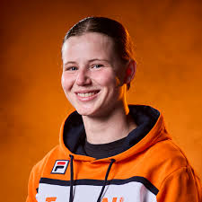 WB freestyle snowboarding