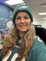 Suzanne Sprouse's Instagram, Twitter & Facebook