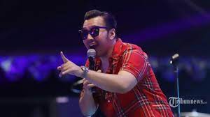 Chord Lagu Karena Kamu Cuma Satu Naif Kunci Dari C Denganmu Semua Air Mata Menjadi Tawa Suka Ria Tribunnews Com Mobile