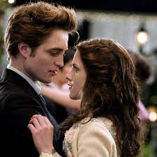 Twilight synonyms, twilight pronunciation, twilight translation, english dictionary definition of twilight. Twilight Forever How Superfans Kept The Vampire Critics At Bay Film The Guardian
