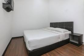 The hotel offers 100 uniquely designed service suites ranging from spacious studios to 2+1 family suites. Hotel Budget Tanah Rata Cameron Highland Home Facebook